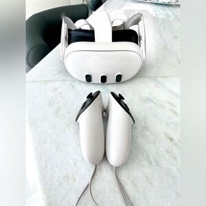 Meta-Quest 3 Breakthrough Mixed Reality - 128GB, VR Headset with Controllers